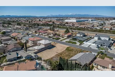 13145 Autumn Leaves Ave, Victorville, CA 92395 - Photo 20