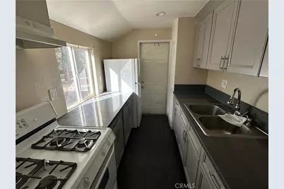 449 Georgia, Big Bear Lake, CA 92315 - Photo 16