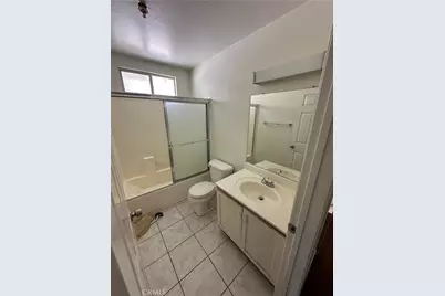 21041 Gault #C, Canoga Park, CA 91303 - Photo 14