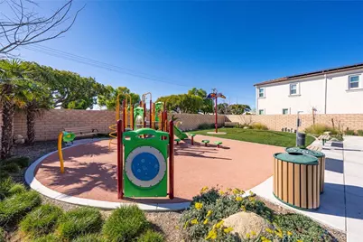 208 Bonita Ln, Rialto, CA 92376 - Photo 34