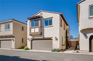 208 Bonita Ln, Rialto, CA 92376 - Photo 1