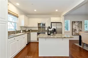 50 PATHSTONE, Irvine, CA 92603 - Photo 8