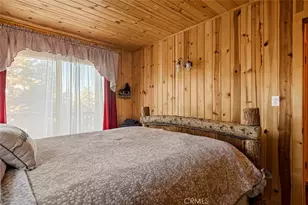 43897 Yosemite Dr, Big Bear Lake, CA 92315 - Photo 12