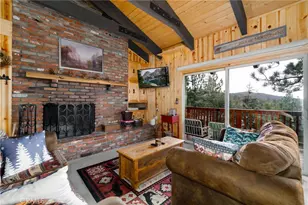 43897 Yosemite Dr, Big Bear Lake, CA 92315 - Photo 14