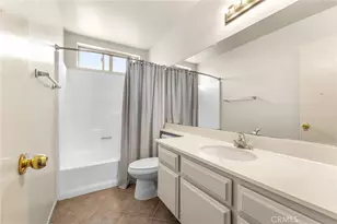 11048 Thrush Dr, Riverside, CA 92505 - Photo 20