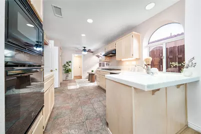 7487 Holloway, Rancho Cucamonga, CA 91730 - Photo 12