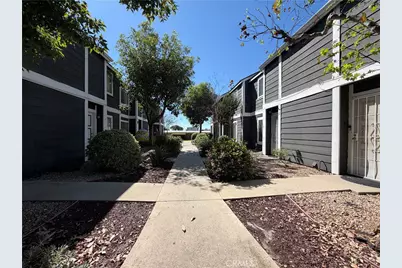 824 N Pasadena Avenue #11, Azusa, CA 91702 - Photo 6