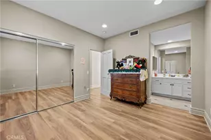 15355 Michael Crest Dr, Canyon Country, CA 91387 - Photo 12