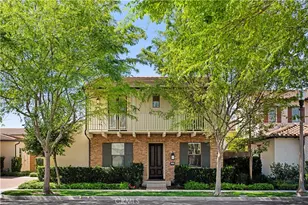 210 Canvas, Irvine, CA 92620 - Photo 2