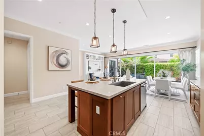 210 Canvas, Irvine, CA 92620 - Photo 10