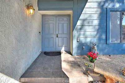 8 Tanglewood, Phillips Ranch, CA 91766 - Photo 2