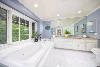 355 Malcolm Drive, Pasadena, CA 91105 - Photo 24