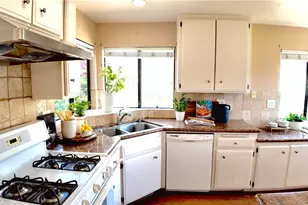 6 Skyline, Phillips Ranch, CA 91766 - Photo 20