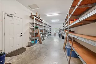 41225 Hacienda Dr, Murrieta, CA 92562 - Photo 32