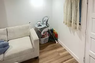 167 W Ash, Burbank, CA 91502 - Photo 20