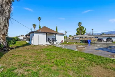 7221 Osbun, San Bernardino, CA 92404 - Photo 32