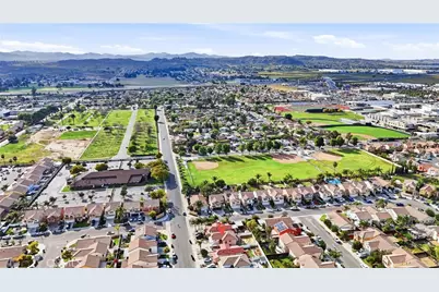 300 Mildred, Perris, CA 92571 - Photo 32