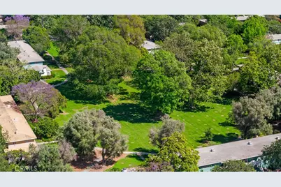 5528 Village Green, Los Angeles, CA 90016 - Photo 32