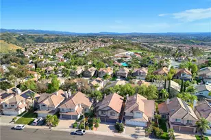 28572 Brookhill Rd, Trabuco Canyon, CA 92679 - Photo 14