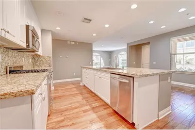 135 Pathway, Irvine, CA 92618 - Photo 12