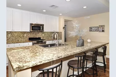 135 Pathway, Irvine, CA 92618 - Photo 8