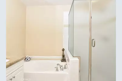 135 Pathway, Irvine, CA 92618 - Photo 10