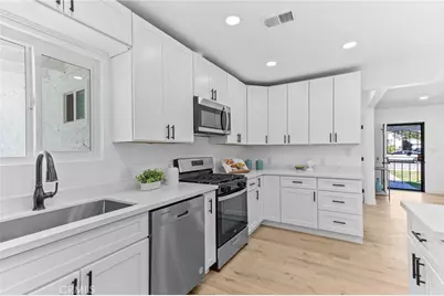 268 W Willow, Pomona, CA 91768 - Photo 6