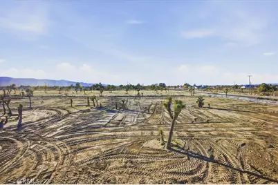 12076 Lager Road, Phelan, CA 92371 - Photo 30