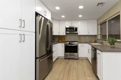 29 Goldstar, Pomona, CA 91766 - Photo 12