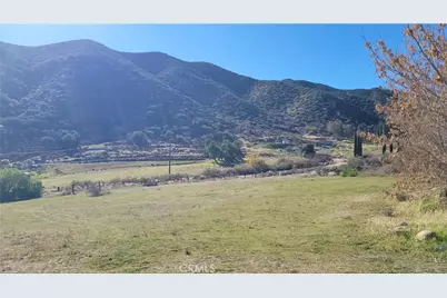9301 Lost Valley Road, Leona Valley, CA 93551 - Photo 8