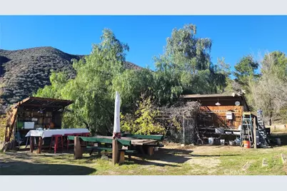 9301 Lost Valley Road, Leona Valley, CA 93551 - Photo 12