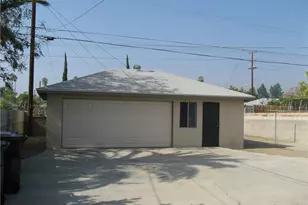 8556 Kempster, Fontana, CA 92335 - Photo 2
