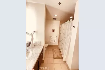 1111 S Grand #1015, Los Angeles, CA 90015 - Photo 22