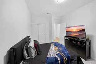 587 Holston St, Rialto, CA 92377 - Photo 8