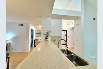 7402 Yellowtail Drive #204 Drive #204, Huntington Beach, CA 92648 - Photo 12