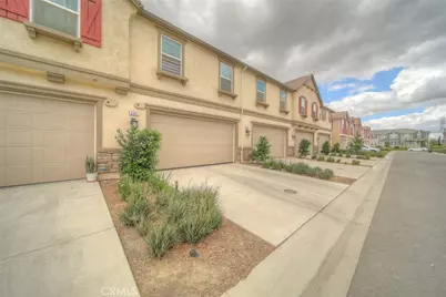 3981 E Huntington, Ontario, CA 91761 - Photo 38