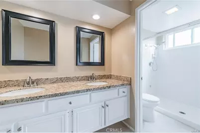 7 Tivoli, Irvine, CA 92620 - Photo 20