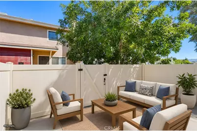 19018 Sherman Way #110, Reseda, CA 91335 - Photo 4