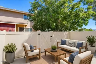 19018 Sherman Way, Reseda, CA 91335 - Photo 4