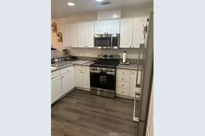 220 W Walnut #B, Rialto, CA 92376 - Photo 6