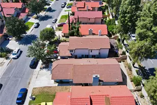 14318 Hillcrest, Fontana, CA 92337 - Photo 2