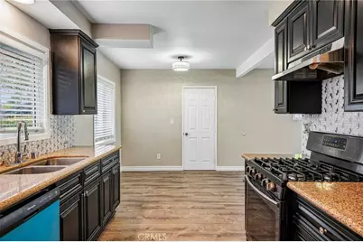 2424 Central, Riverside, CA 92506 - Photo 18