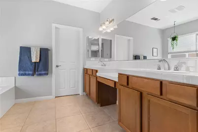 1820 Delacorte, Bakersfield, CA 93311 - Photo 18