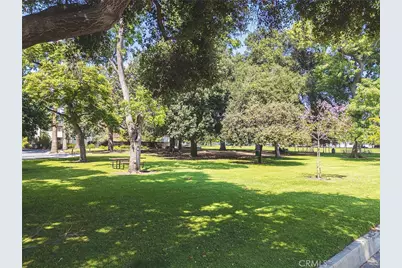 344 W 8th Street, Claremont, CA 91711 - Photo 2