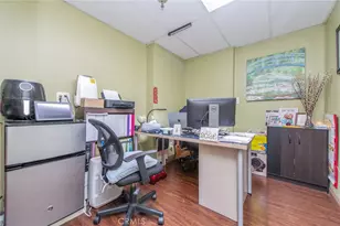 4305 Torrance Blvd, Torrance, CA 90503 - Photo 16