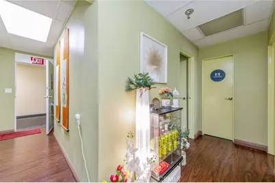 4305 Torrance Boulevard, Torrance, CA 90503 - Photo 18