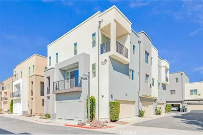 179 Cadence, Irvine, CA 92618 - Photo 2