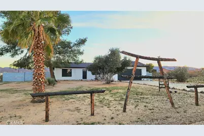 63543 Jadeite Street, Joshua Tree, CA 92252 - Photo 8