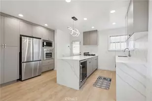 703 Avenue D, Redondo Beach, CA 90277 - Photo 2