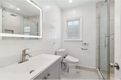703 Avenue D, Redondo Beach, CA 90277 - Photo 10